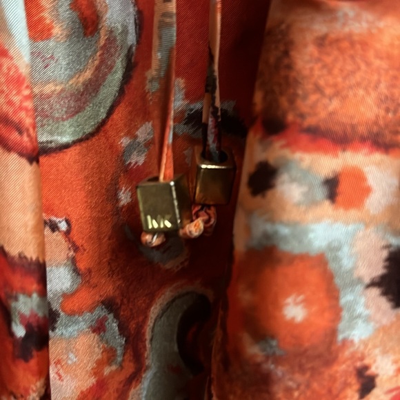 MICHAEL Michael Kors Vibrant Orange Paisley XS XP Top EUC - Picture 9 of 9